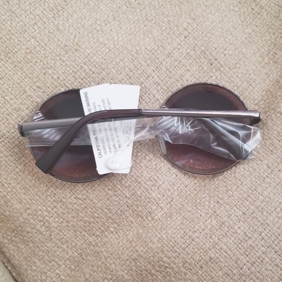 RETRO   Pop Sunglasses - Picture 3 of 6